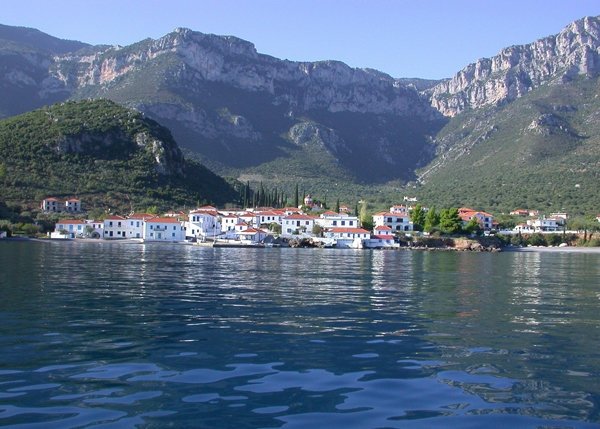 Kyparissi-lakonia-apopsi Kyparissi-lakonia-apopsi