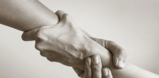 Παροχή ανθρωπιστικής βοήθειας προς την Τουρκία και τη Συρία