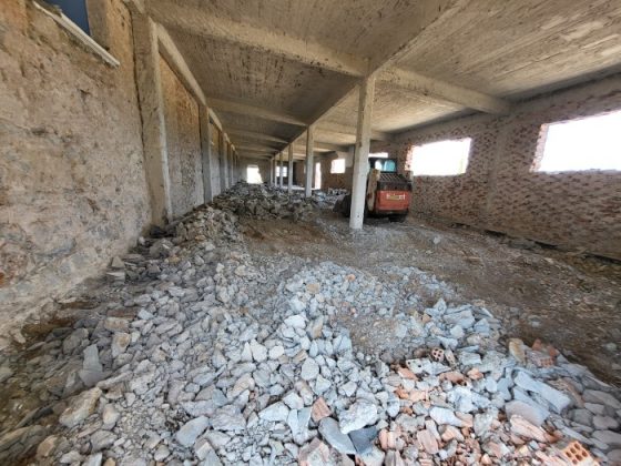 Το έργο της Αναπαλαίωσης του παλαιού κτιρίου της Συκικής των Μολάων προχωρά!