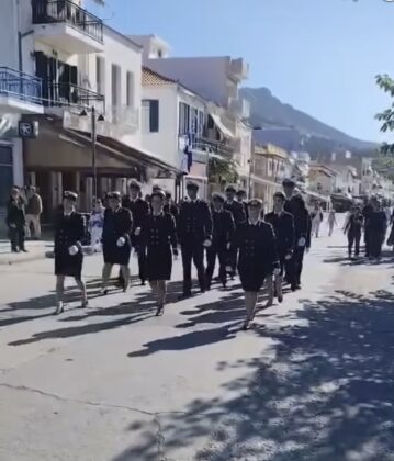 Για πρώτη φορά στην παρέλαση της 28ης Οκτωβρίου οι σπουδαστές της Α.Ε.Ν. Λακωνίας στην Νεάπολη