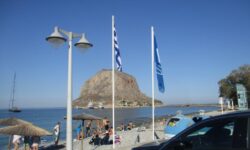 Επτά (7) ακτές στον Δήμο Μονεμβασίας βραβεύθηκαν με την “Γαλάζια Σημαία” 2026